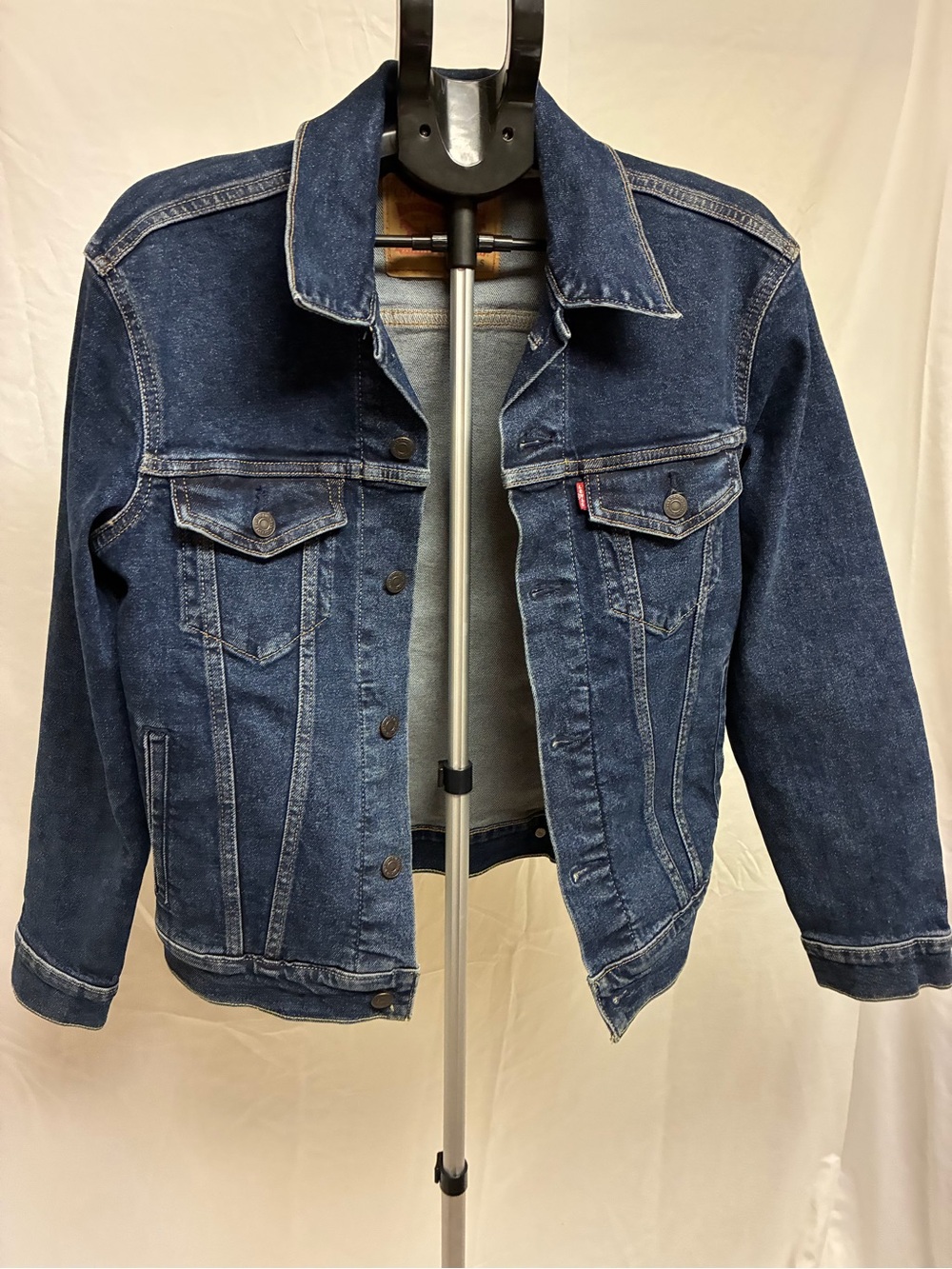 Levi’s Denim Jacket 90s, Skater, Y2K, Retro, Americana, Grunge, Vtg Style EUC